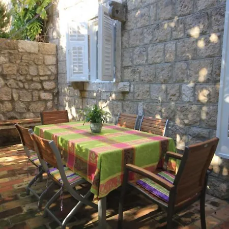 بيت للعطل House Korta *