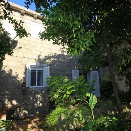House Korta Дом отдыха